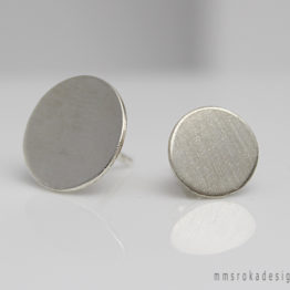 mm-sroka-design-kolczyki-asymetryczne-srebrne-kola