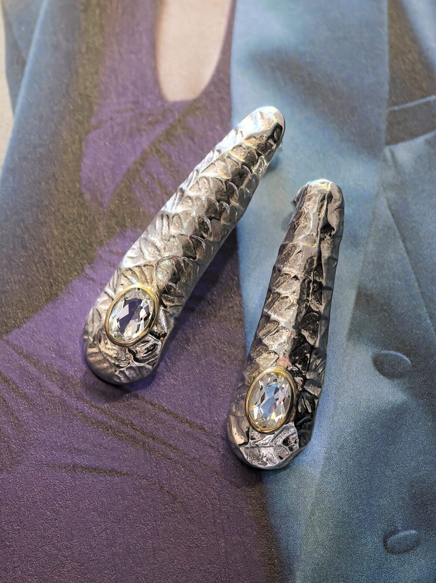 Kolczyki z białym topazem, wykonane ręcznie MM SROKA DESIGN